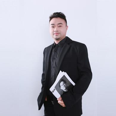 設計總監(jiān)：劉國輝